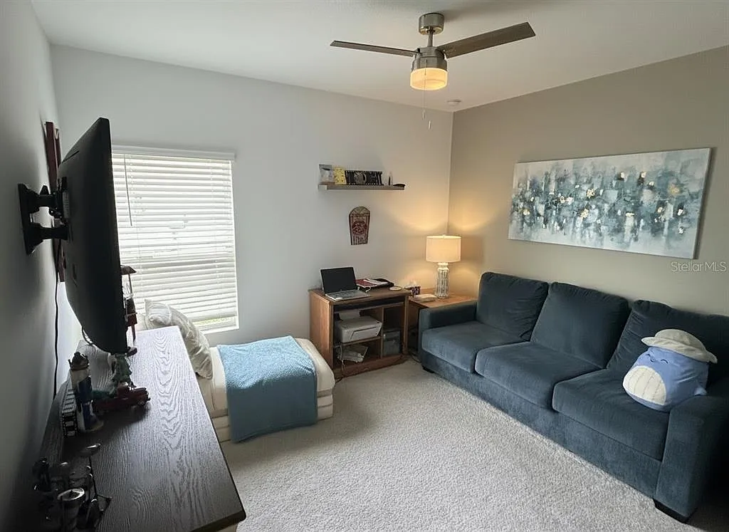 4 bed, 2.0 bath, 1848 sqft, $2,400 — Photo 4