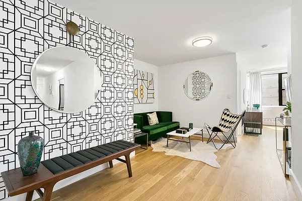 Rented by Silverstone Property Group LLC | media 9