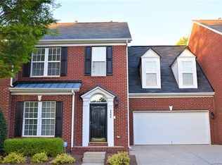 5308 Berkeley Pines Ln, Charlotte, NC 28277