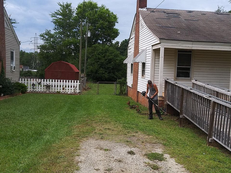 2nd image of 608 Milton Rd