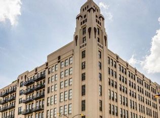 758 N Larrabee St APT 208, Chicago, IL 60654