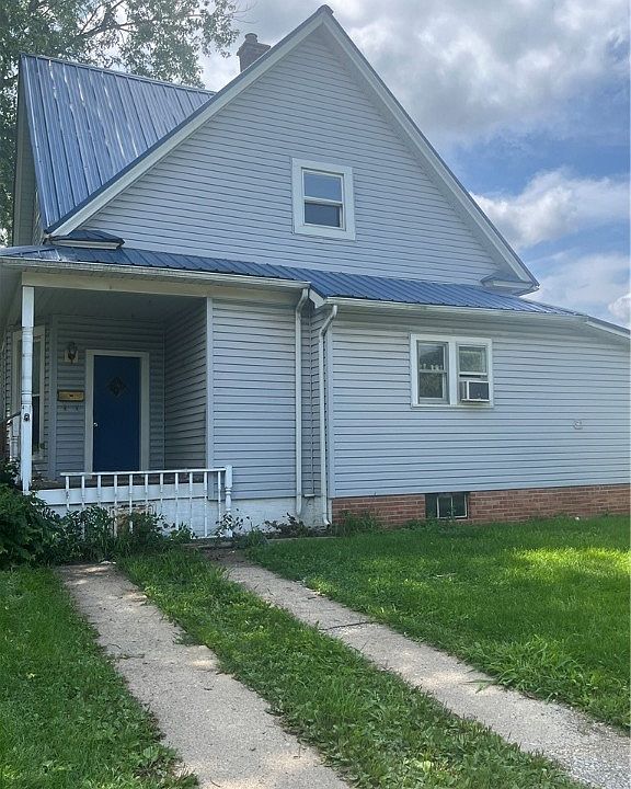 2nd image of 800 Edgar Ave