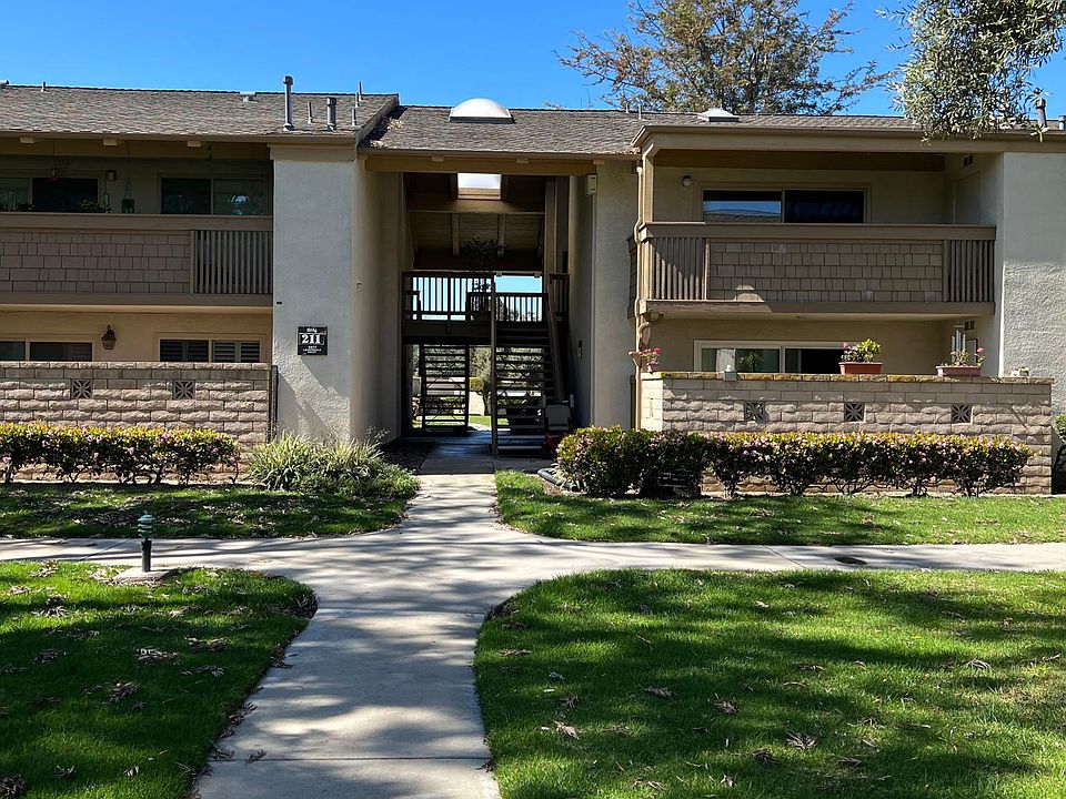 Beautiful walking paths lead you to your new home!