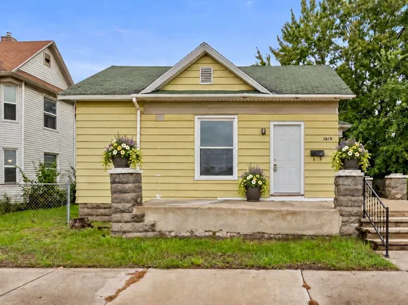 1343 Turner Ave NW, Grand Rapids, MI 49504