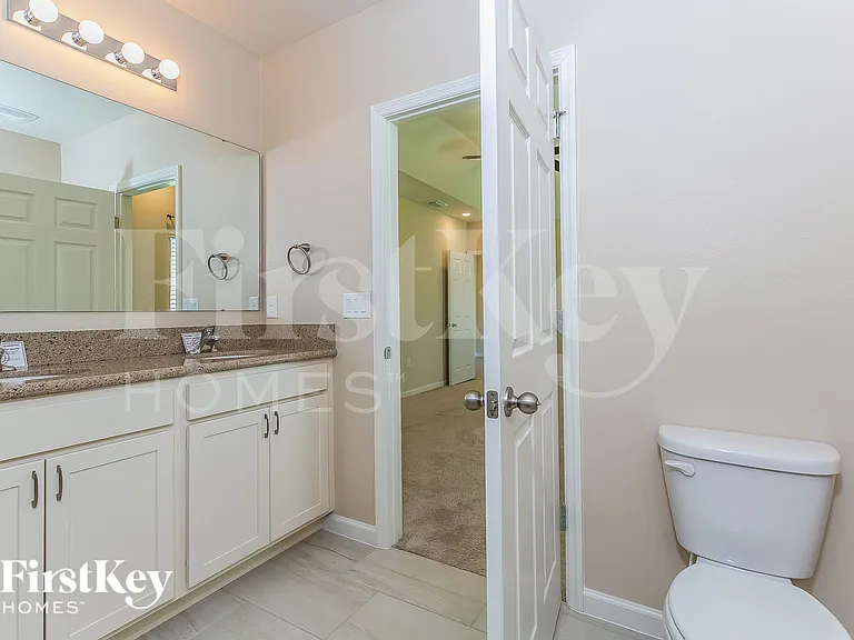 1051 Peta Way — Photo 14