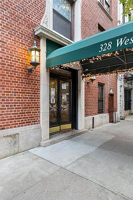 Sold by Nest Seekers International | media 14