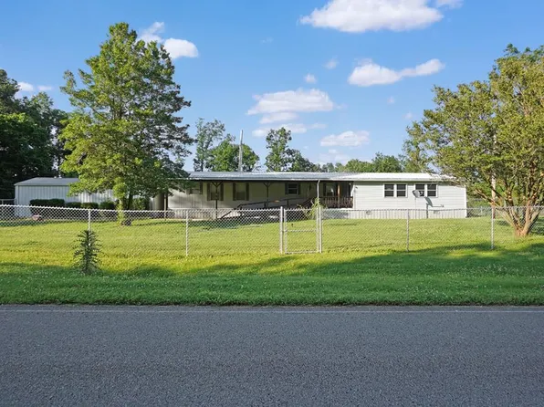 752 Walnut Grove Rd, Dover, TN 37058