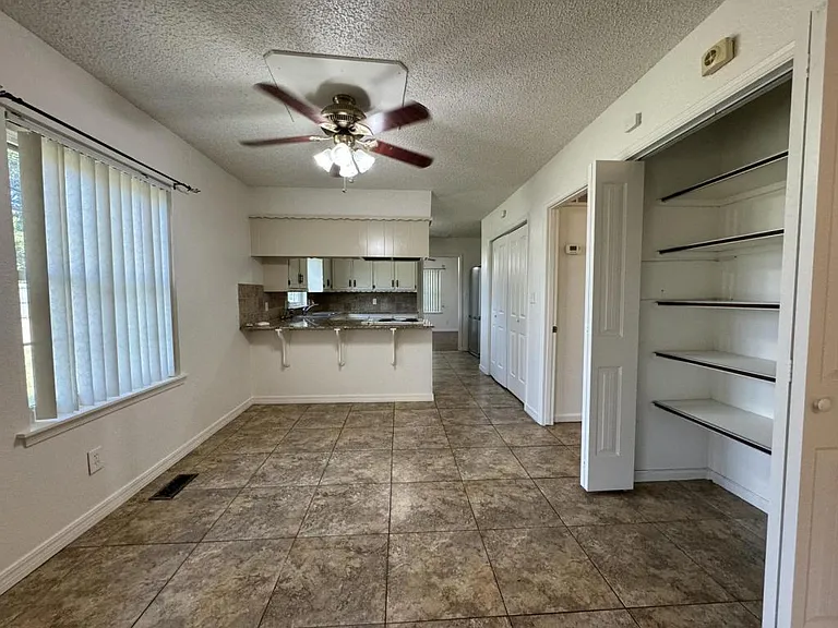 1551 N Heritage Ln — Photo 26
