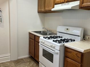 404 E 4th St, Sterling, IL 61081