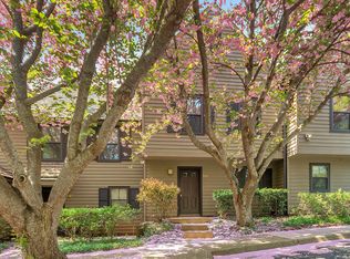 705 Exton Ct, Charlottesville, VA 22901