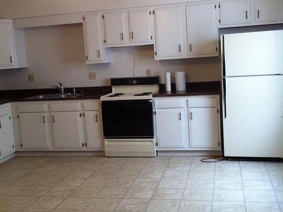 2nd image of 5933 Midland Dr