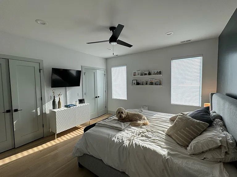 1238 N Bosworth Ave #301 — Photo 7