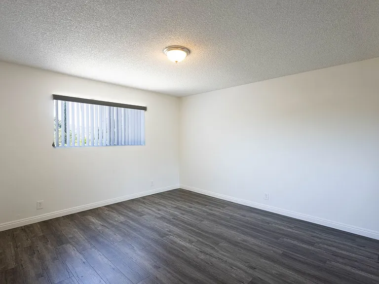 Fair Oaks 1471 — Photo 7
