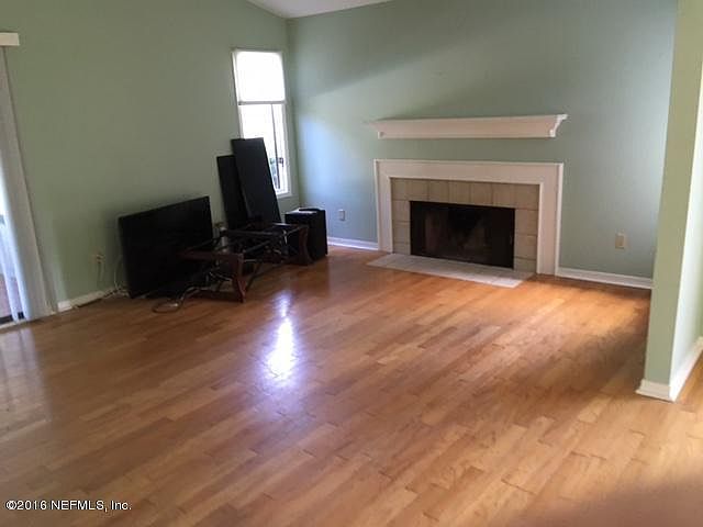 2nd image of 22 Carriage Ln