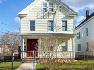 28 Myrtle St, Taunton, MA 02780