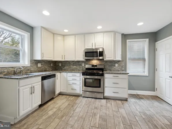 20 Keystone Ave, Paoli, PA 19301