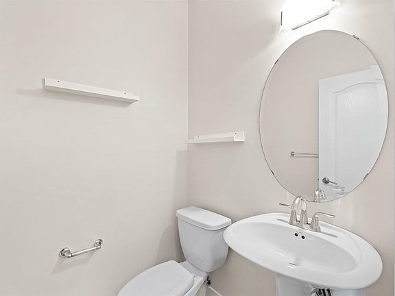 4th image of 1227 Secord Lndg NW