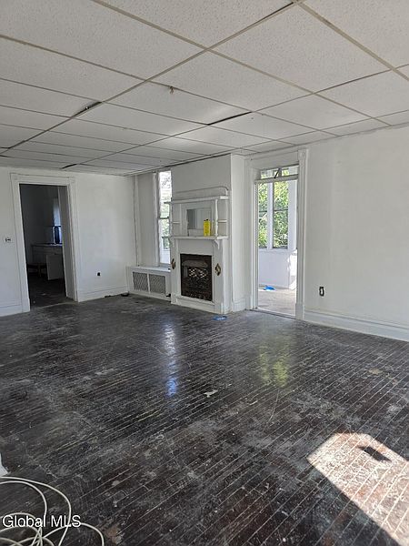 3rd image of 526 15th Street