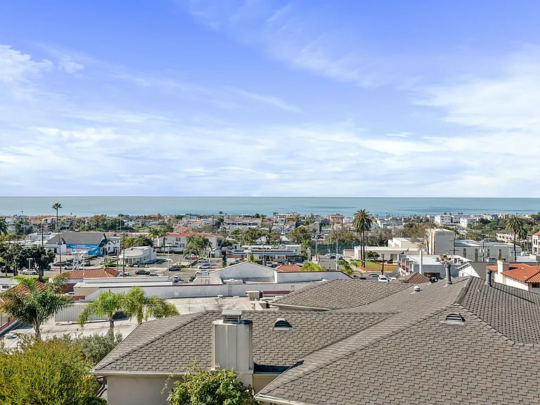 867 Aubrey Ct #3 — Photo 4