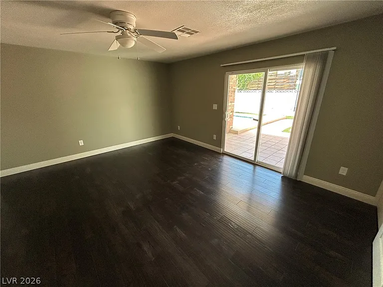 3875 Hoopa Ln — Photo 10