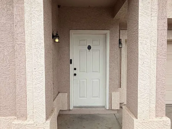 571 E Reflection Pl, Chandler, AZ 85286
