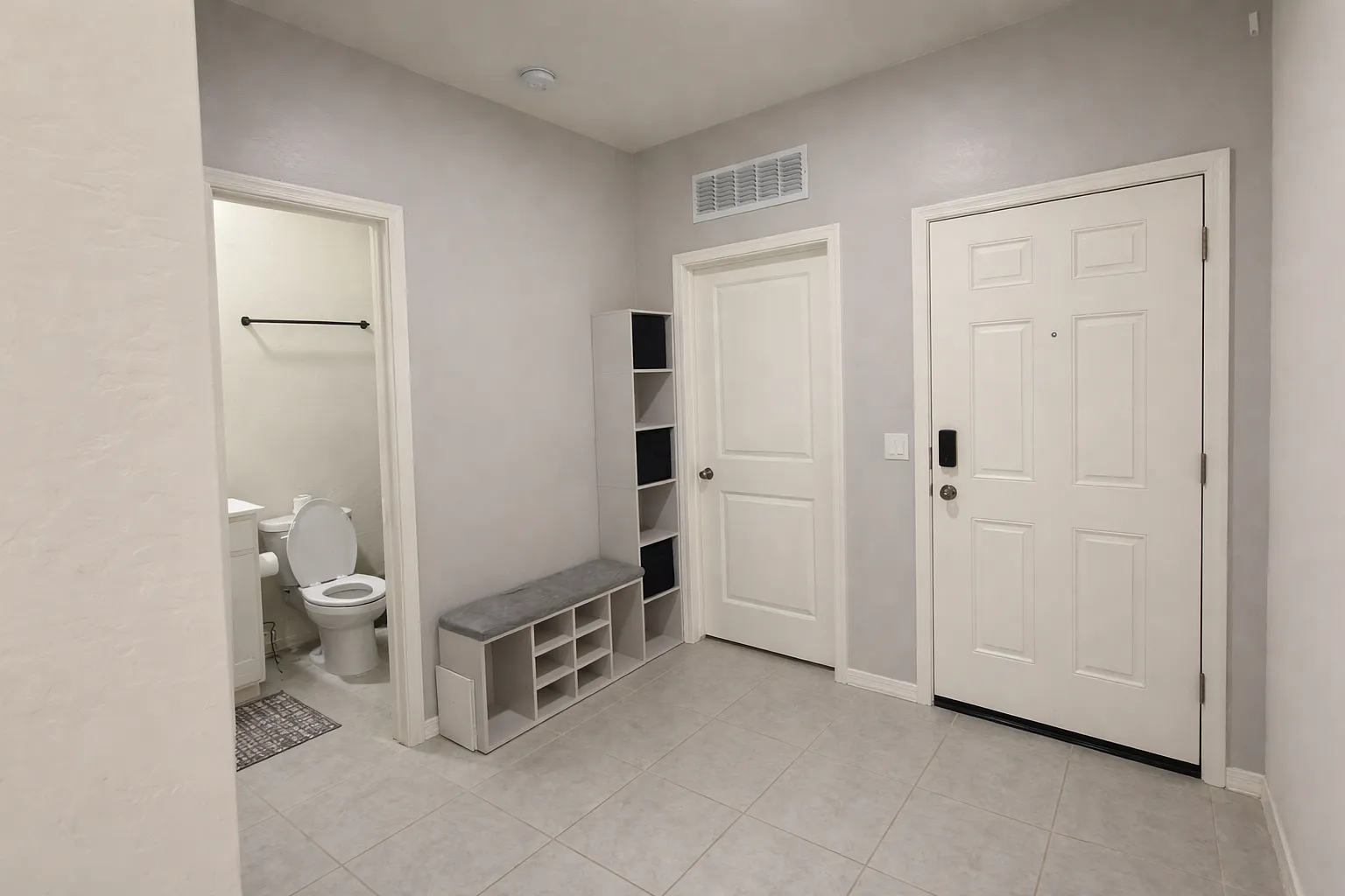 3 bed, 1662 sqft, $1,800 — Photo 2