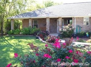 548 Main St, Roanoke, TX 76262