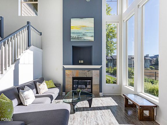 2nd image of 6163 Fox Point Cir Unit C1