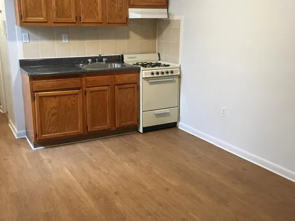 7104 Hudson Ave, Guttenberg, NJ