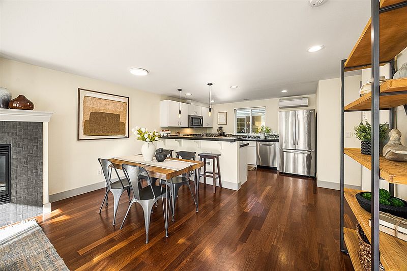5th image of 13553 35th Avenue NE