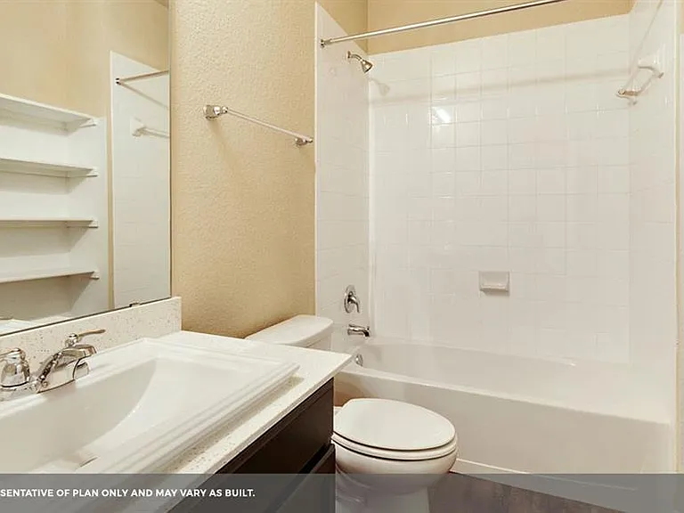 14909 Custis Ln — Photo 10