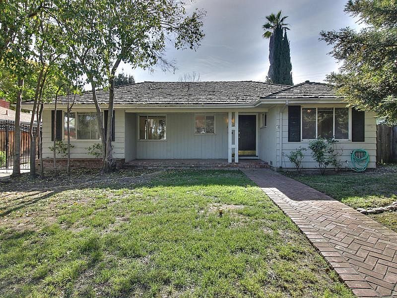 1st image of 1926 El Dorado Ave