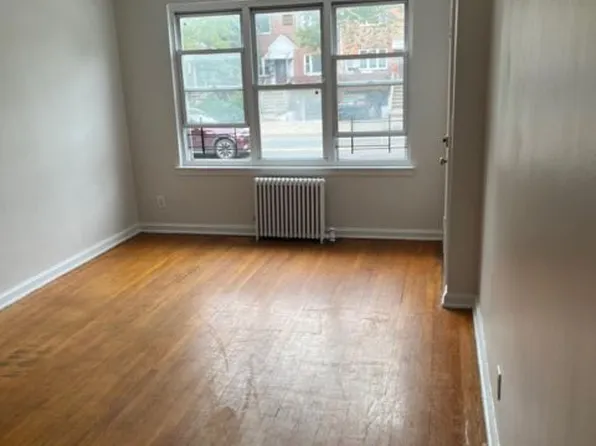 14014 Jewel Ave, Flushing, NY 11367
