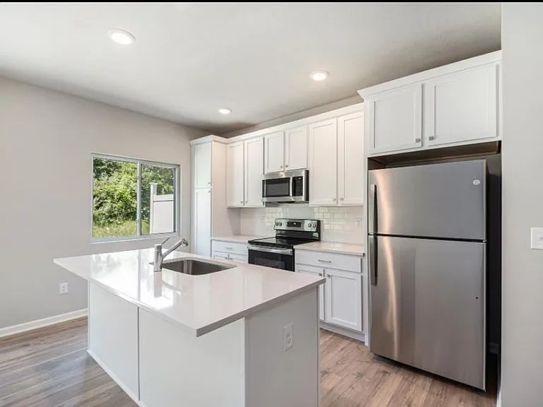 4633 Glen Haven Dr — Photo 28