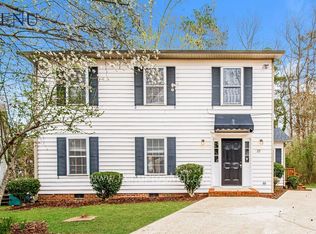 22 Knightsbridge Ct, Durham, NC 27707