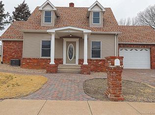 411 N Allen St, Bonne Terre, MO 63628