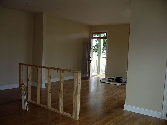 2nd image of 4901 Moore Dr