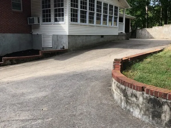 3325 Freeman Hollow Rd, Goodlettsville, TN 37072