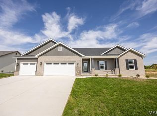 720 Creekwood Ct, O'Fallon, IL 62269