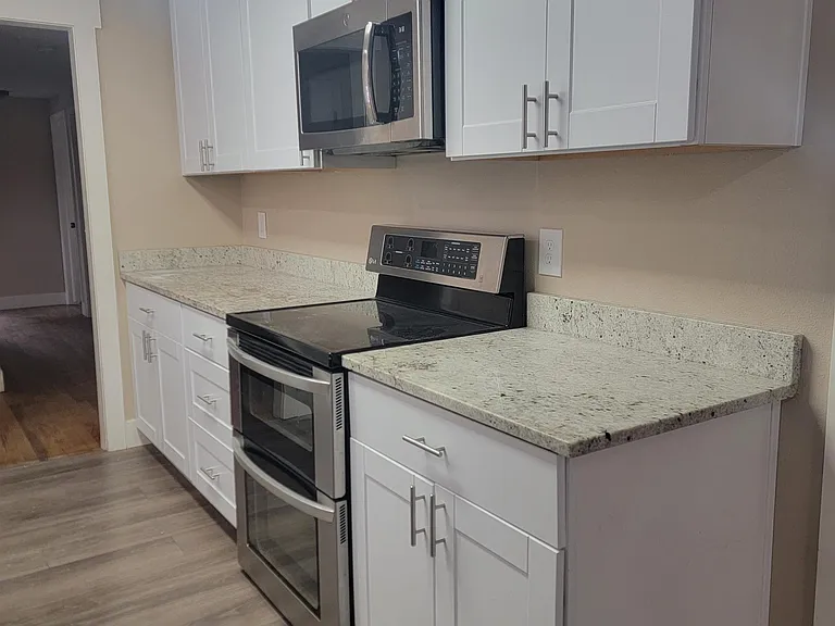 8490 S 1330 E — Photo 3