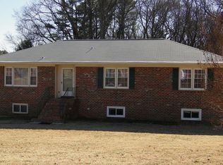 7365 Barnette Ave, Mechanicsville, VA 23111