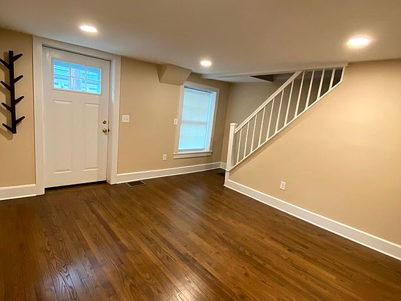 Living room (pic1)