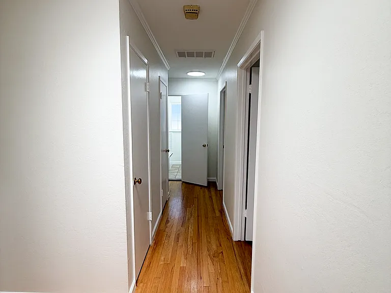 2577 New Jersey Ave — Photo 11