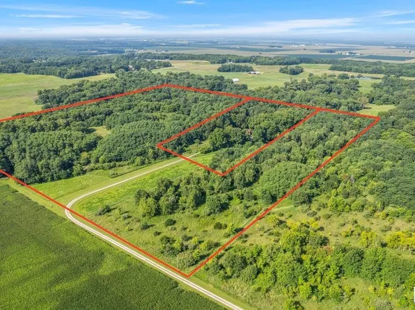 7505 Clayton Rd, Virginia, IL 62691