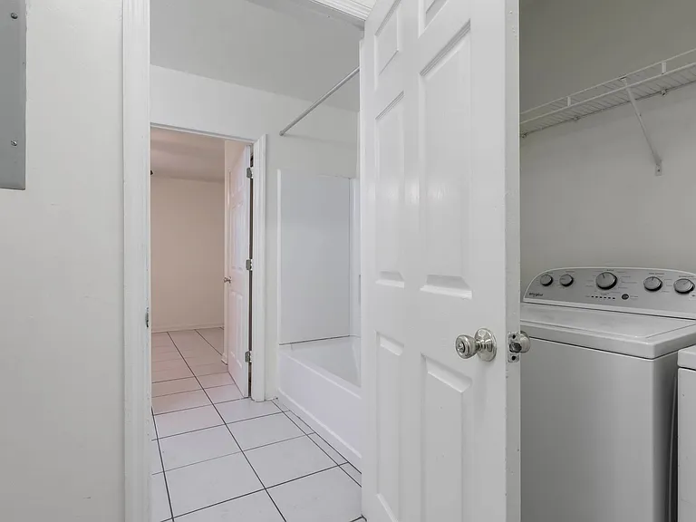 1621 Mayhew St — Photo 24