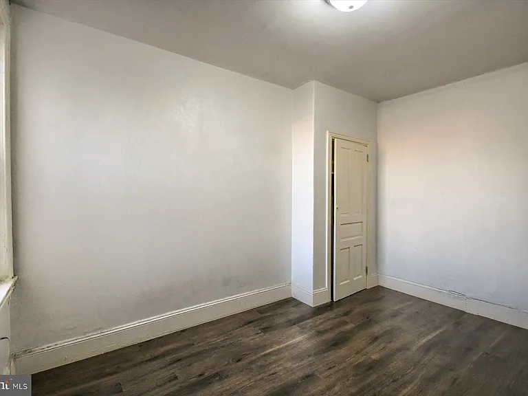 832 N Hutton St — Photo 9