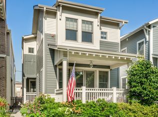 8146 Floral Ave, Skokie, IL 60077