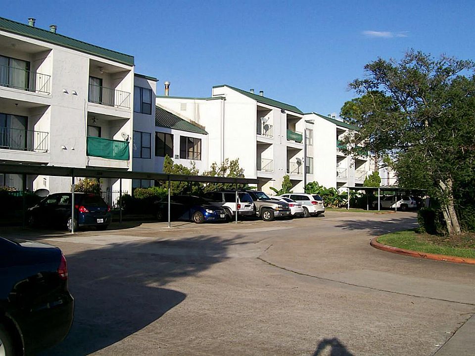 1st image of 2824 S Bartell Dr APT 27