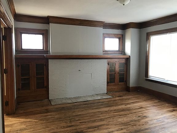 2nd image of 4115 W Euclid Ave #Street4115