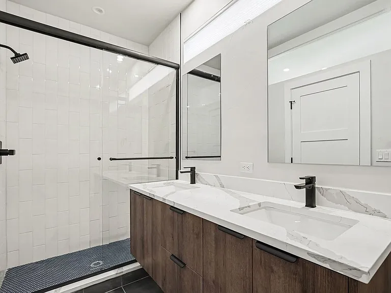 1370 Lowell Blvd — Photo 20